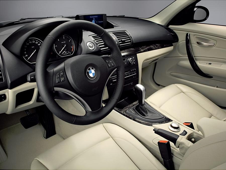  BMW 120d 5-Door 2007 года  (фото 3 из 53)